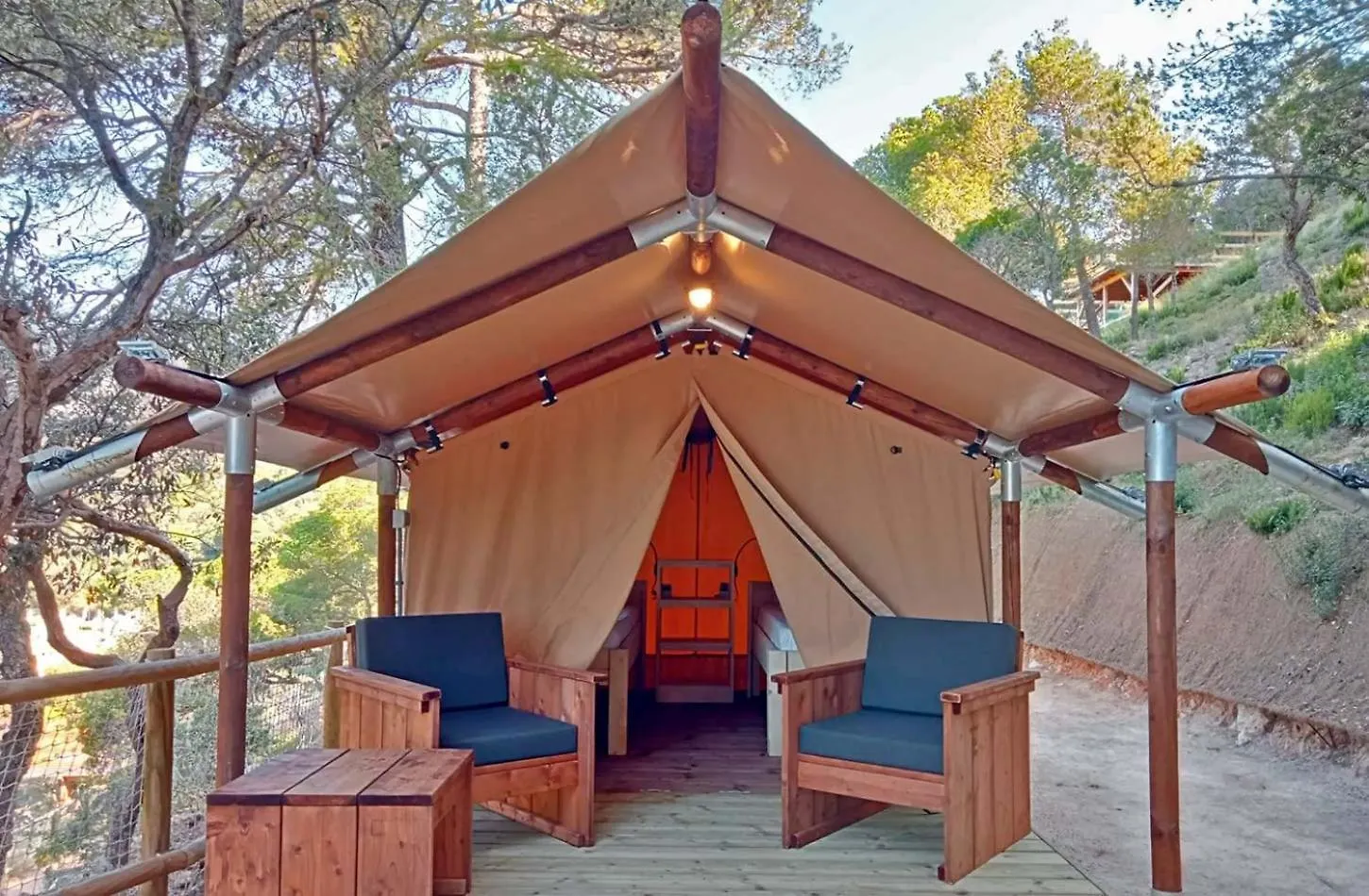 Camping Cala Pola Tossa de Mar Campeggio